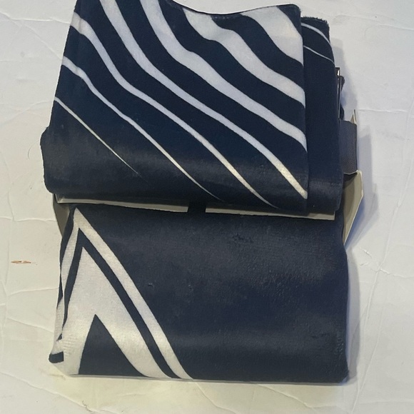 Pillow Cover Los Angeles Rams Side Streak Plush Standard - Picture 3 of 6